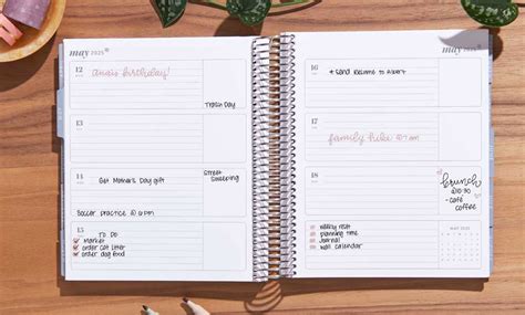 How to Plan in a Horizontal Weekly LifePlanner™ + 10 Creative .